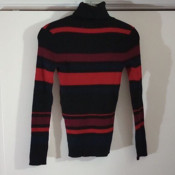 🆕👱🏽‍♀️Philosophy Ribbed Knit Turtleneck - Picture 1 of 4